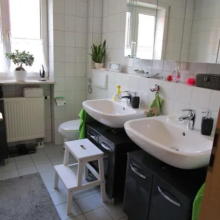 Διαμέρισμα Helle 3-zimmer-dachgeschosswohnung